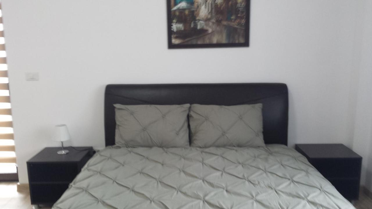 Apartament Mario Rădăuţi Exteriör bild